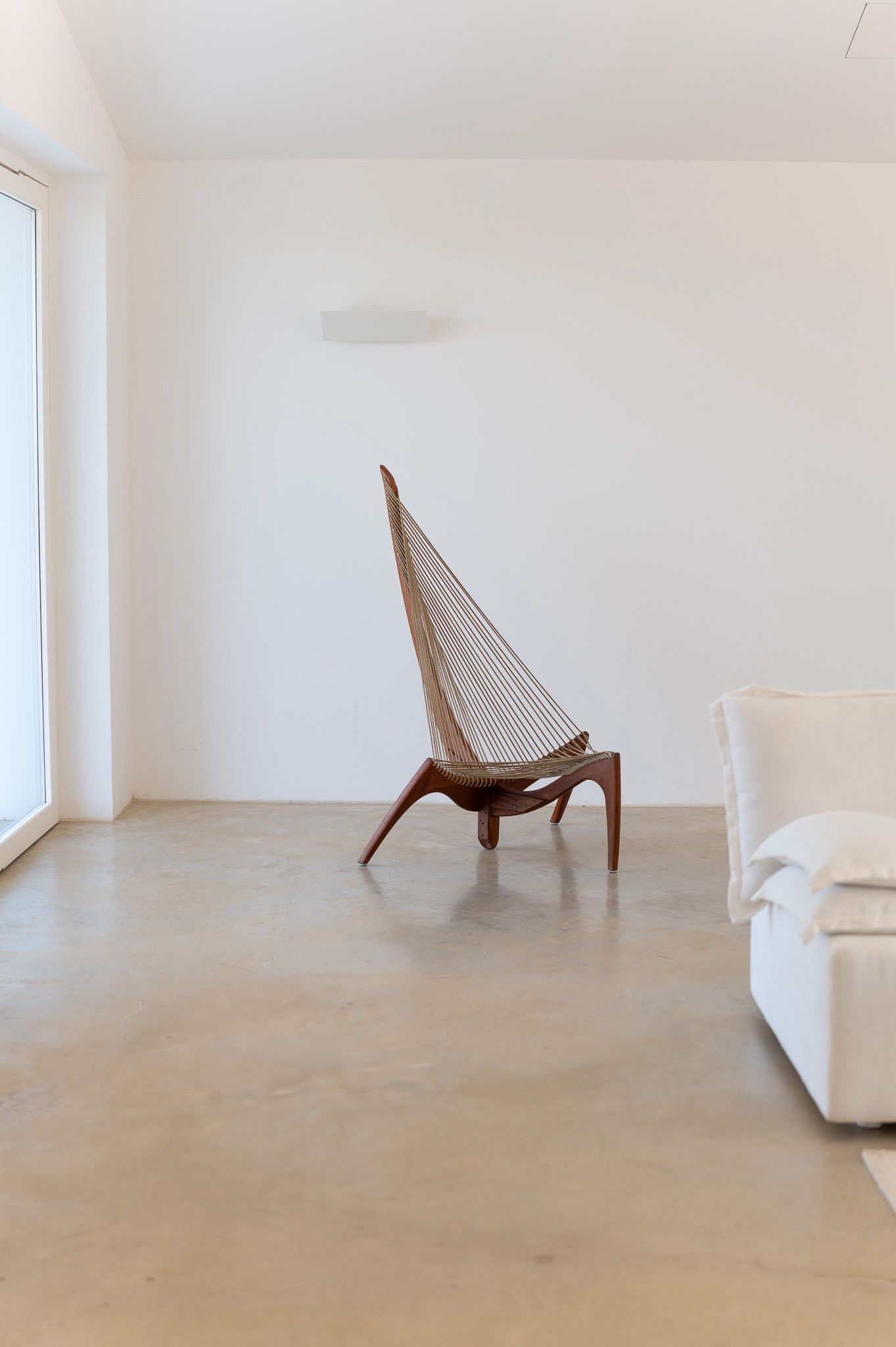 Gallery image 01